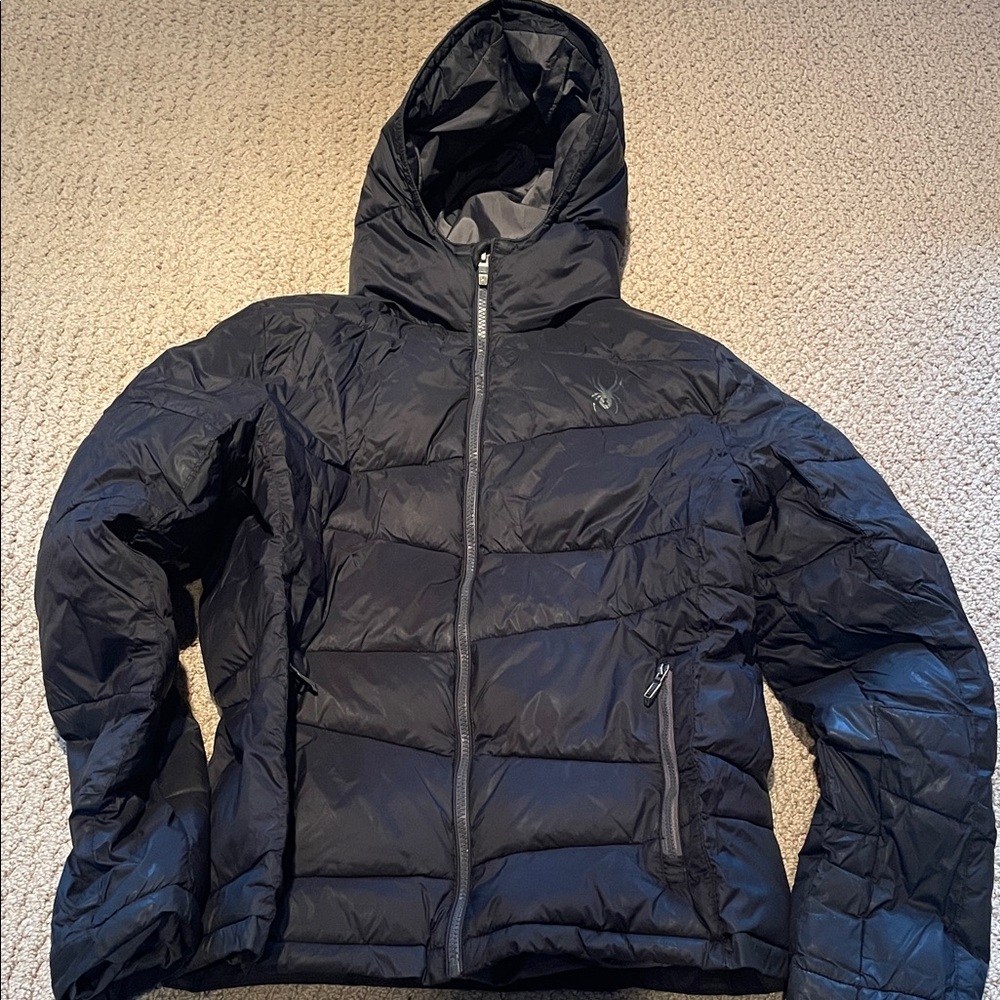 Spyder Men’s black puffer Jacket. Size Medium.